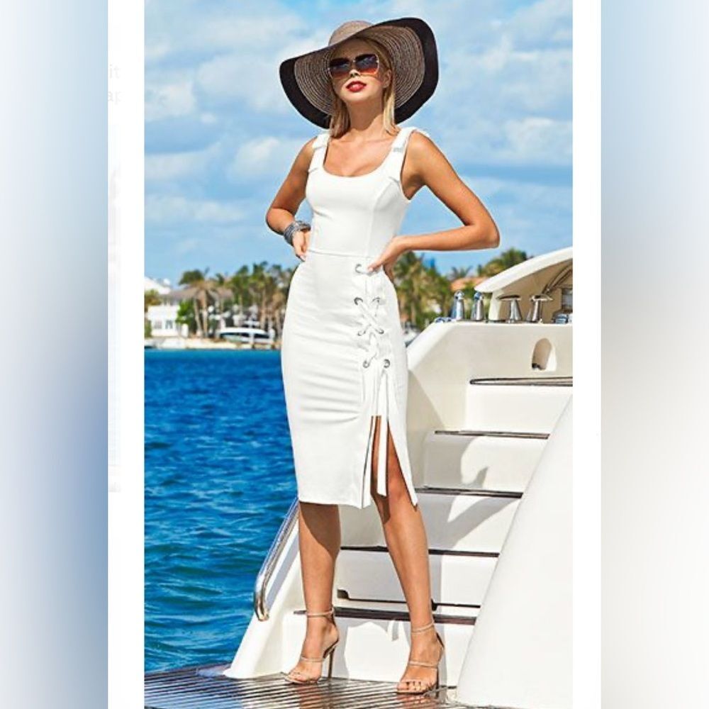 Venus white grommet tie midi dress size small